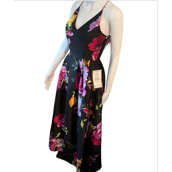 New Juniors BCX Floral Ballgown - Picture 4 of 8